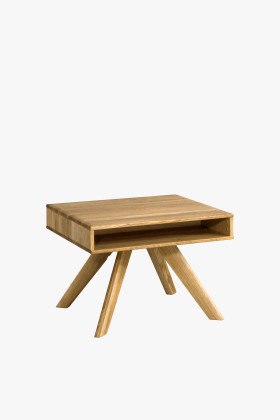 Dubový konferenčný stolík na nožičkách